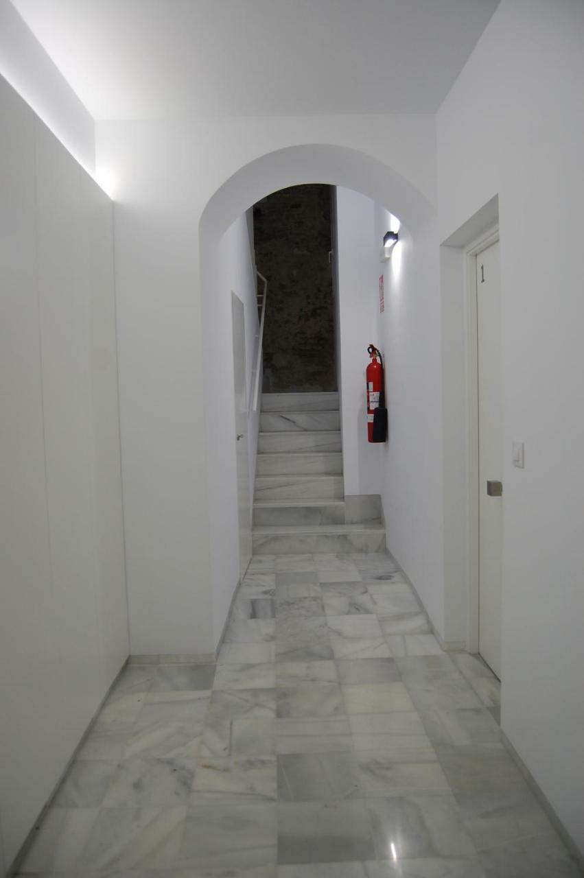Guesting Basilica Apartment Jerez de la Frontera Exterior photo